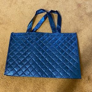 Blue tote